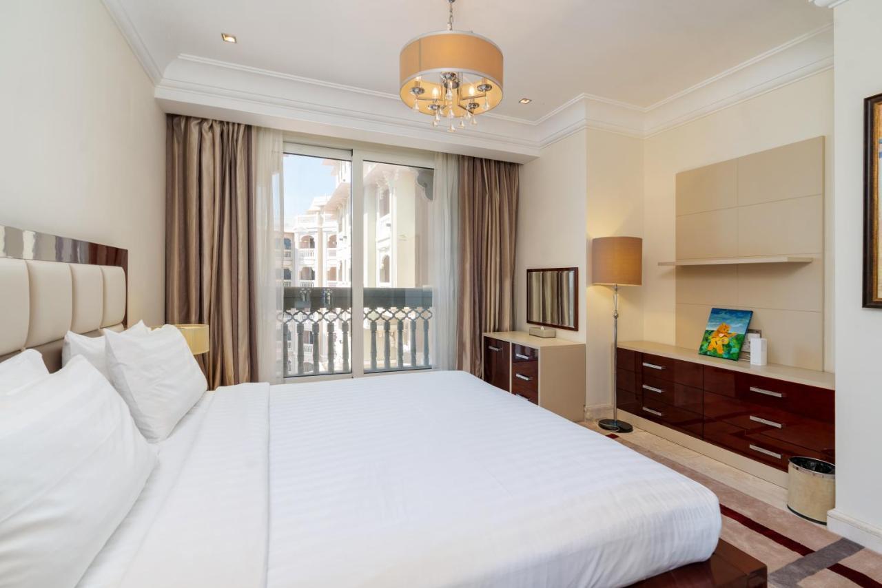 Royal Club By Rvhr, Grandeur Residence Crescent Palm Jumeirah Dubai Exterior foto